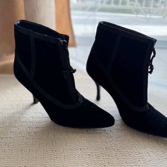BOTTEGA VENETA Women Black Suede Ankle Boots, 3" heels,Size 37, Authentic - Picture 14 of 14